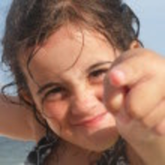 Meet your Posher, Laura - Picture 1 of 1